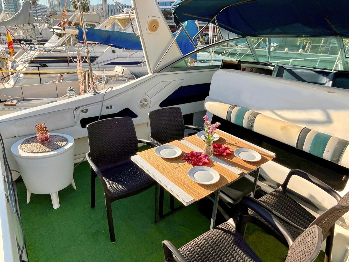 Yacht Hotel Barcelona Sant Adria de Besos Εξωτερικό φωτογραφία