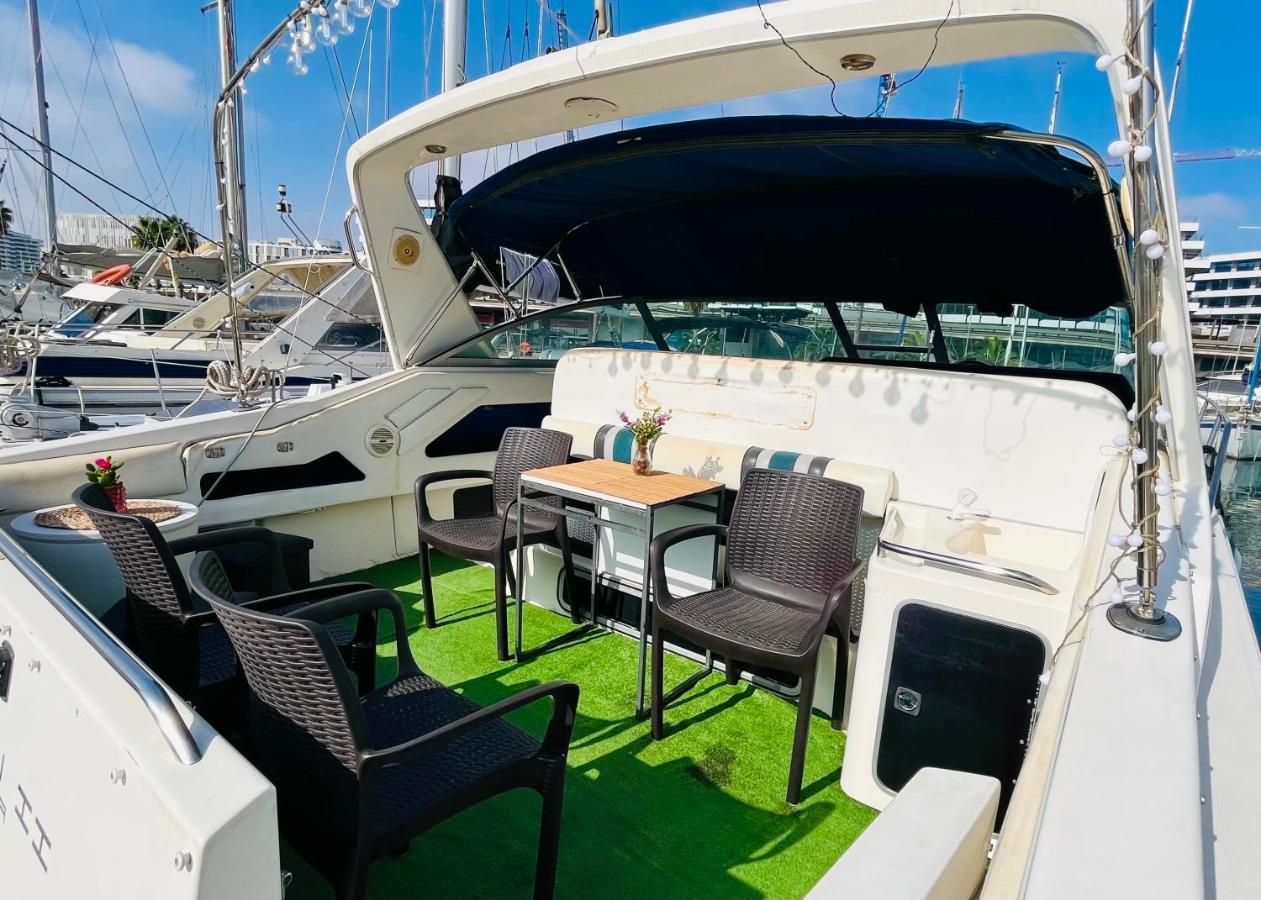 Yacht Hotel Barcelona Sant Adria de Besos Εξωτερικό φωτογραφία